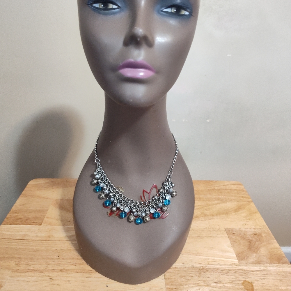Choker necklace